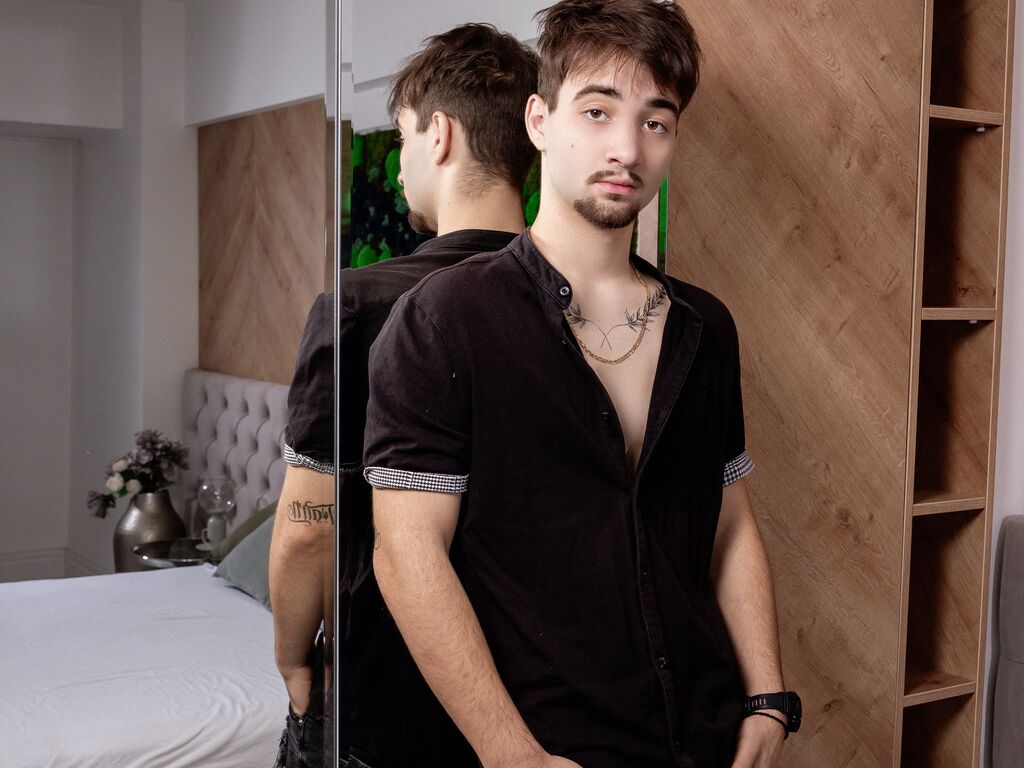 Andrewnorth's profile - Image n°1
