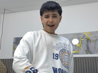 Webcam sex met Andrewsmiles