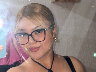 Sexcam Live Show von Angel_Petitee
