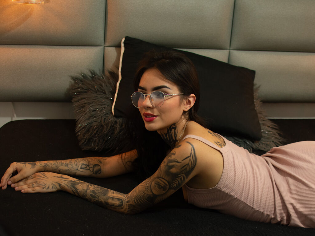 Angelacarters's profile - Image n°1