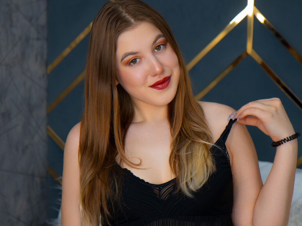 Angeladawson's profile - Image n°1