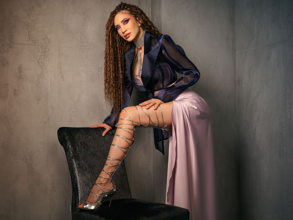 Angeladevin's profile - Image n°4