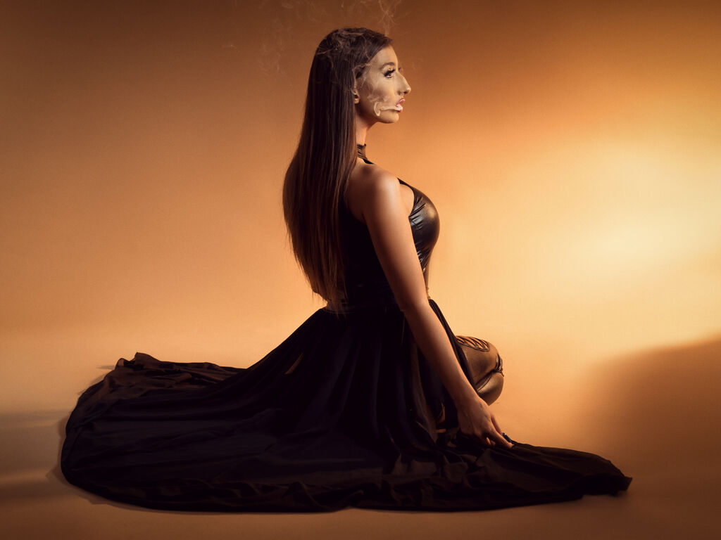 AngelaDevlin' profilo - Immagine n°13