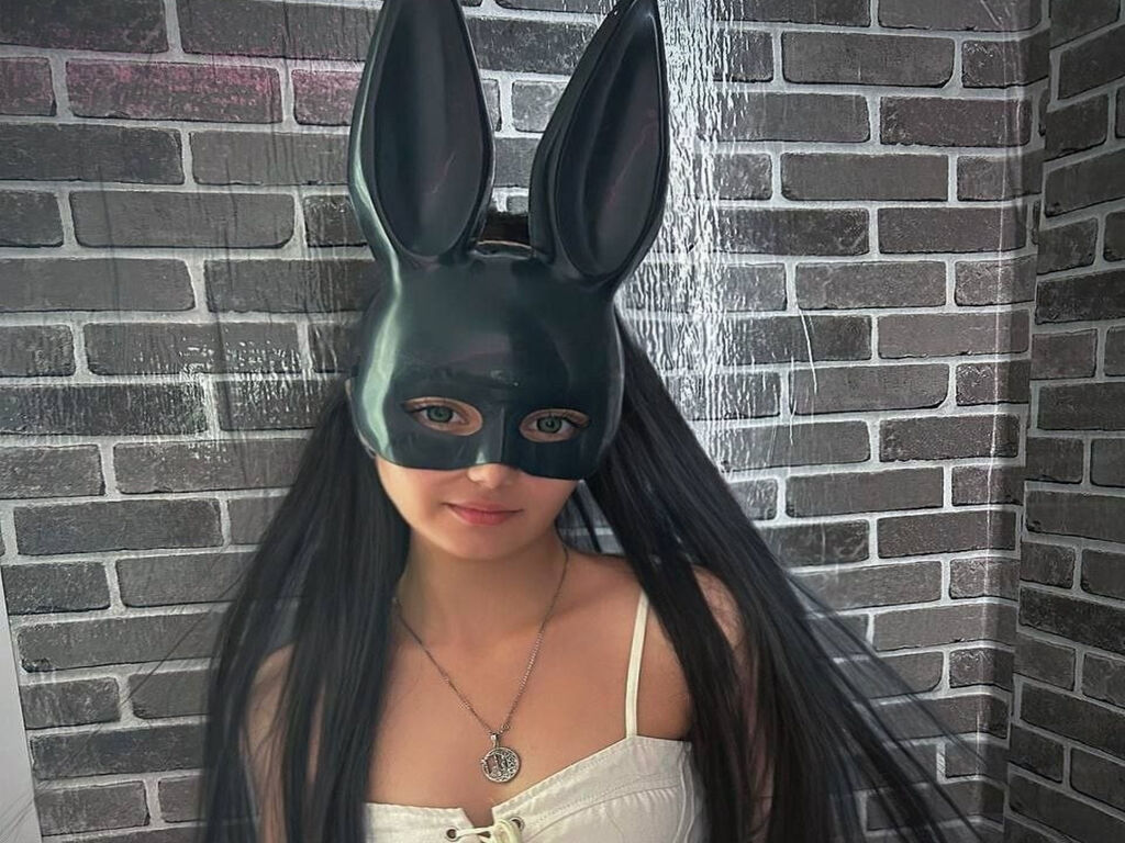 Angelalucas's profile - Image n°0