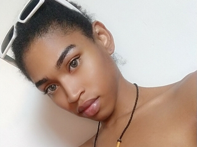 AngelaMarie's profile - Image n°2