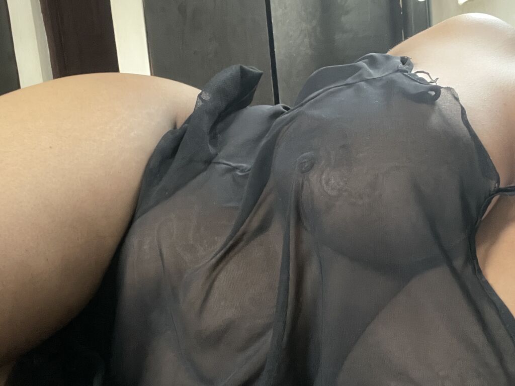 Angelamicheal's profile - Image n°1
