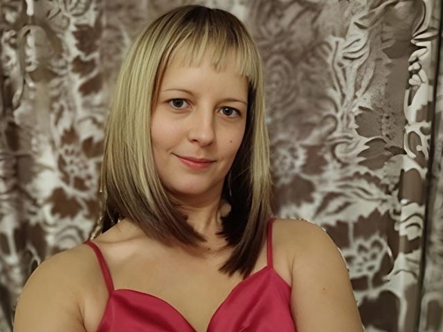 AngelaRoxyx's profile - Image n°12