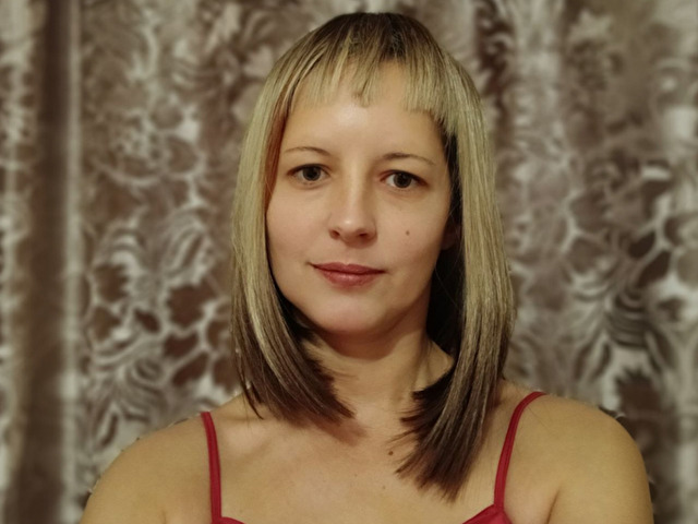 AngelaRoxyx's profile - Image n°7