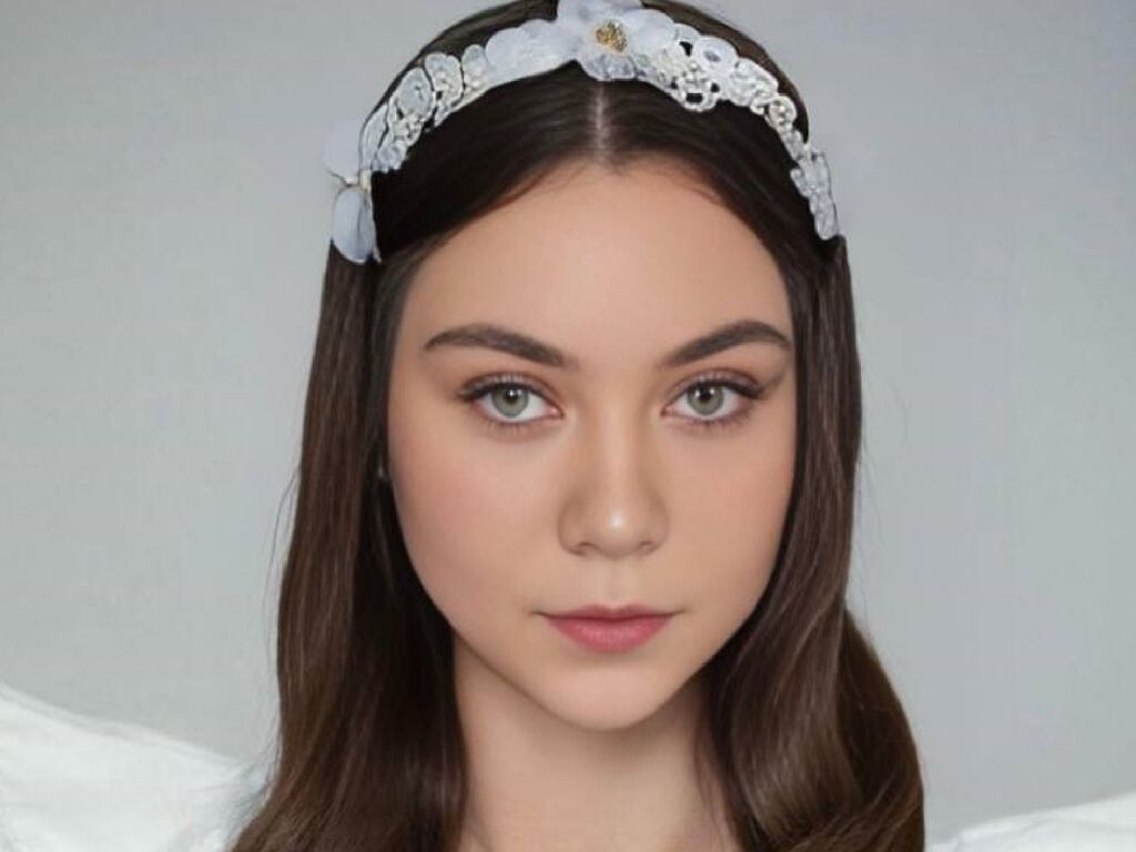 Angelawaltons's profile - Image n°0