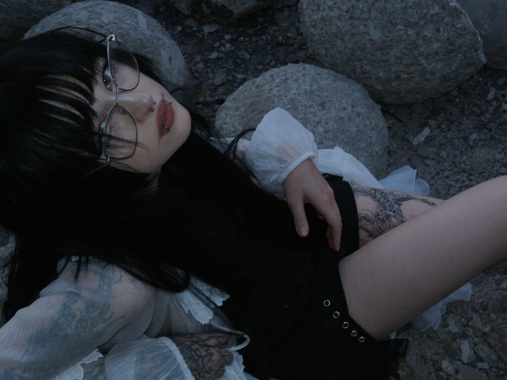 Profil de Angeliclilith - Photo n°1