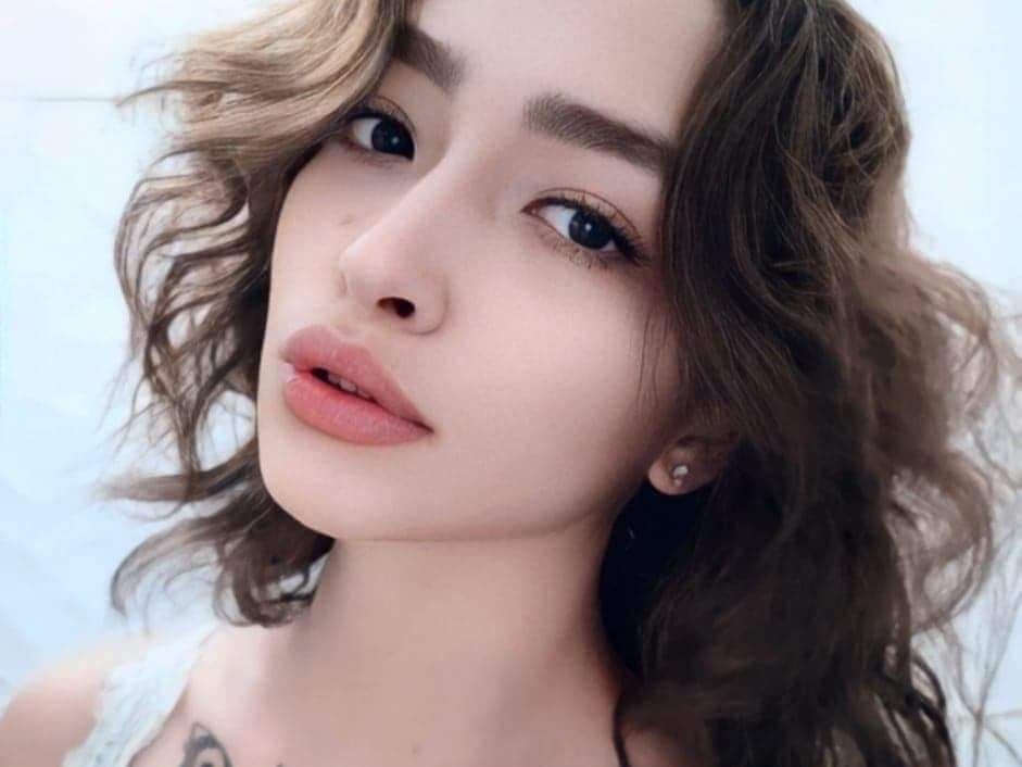 Angelik_222's profile - Image n°0