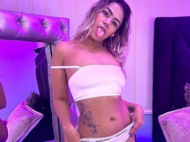 Angelinad's profile - Image n°14