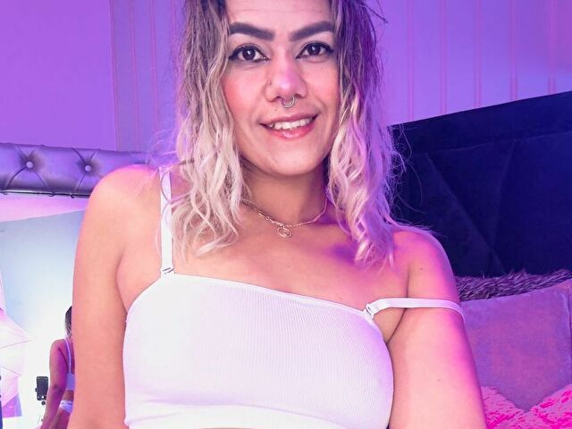 Angelinad's profile - Image n°16