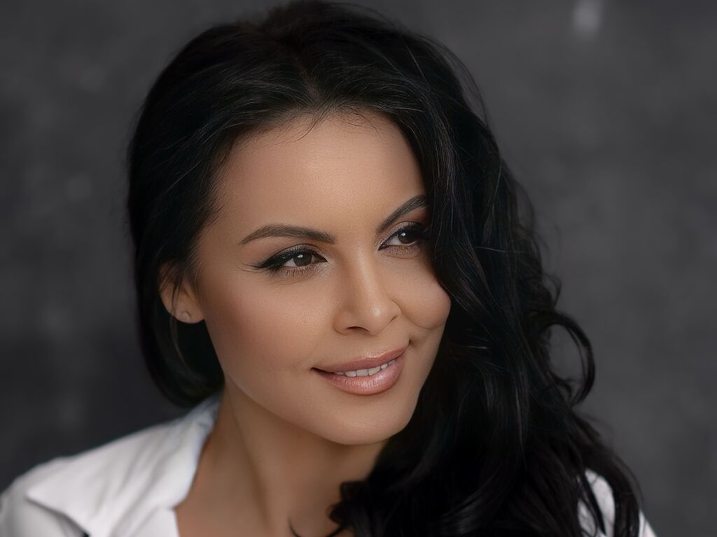 Angelinakunis's profile - Image n°1