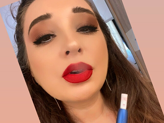 AngelinaL's profile - Image n°0