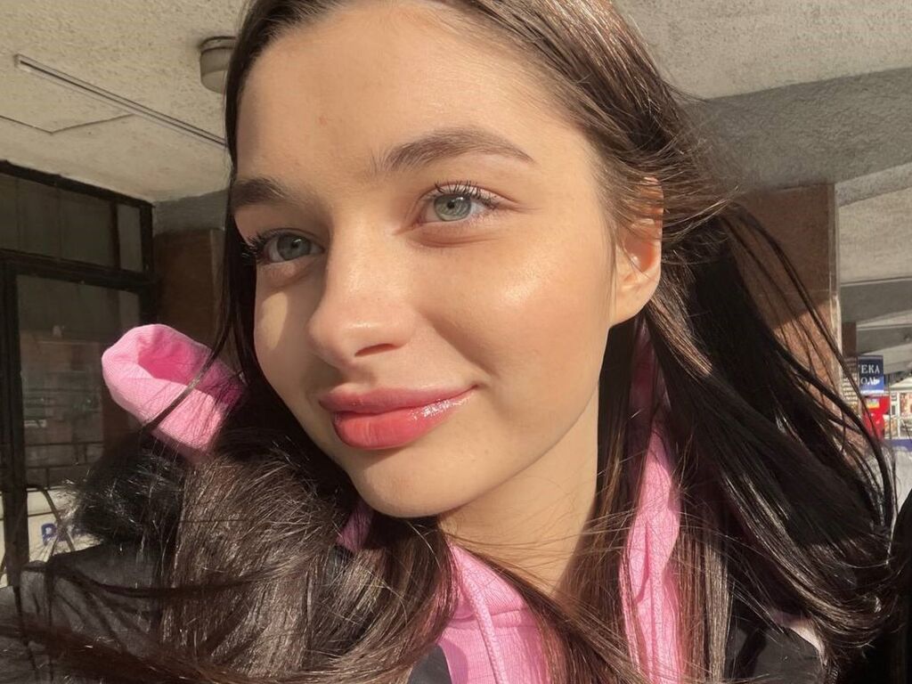 Angelinawit's profile - Image n°1