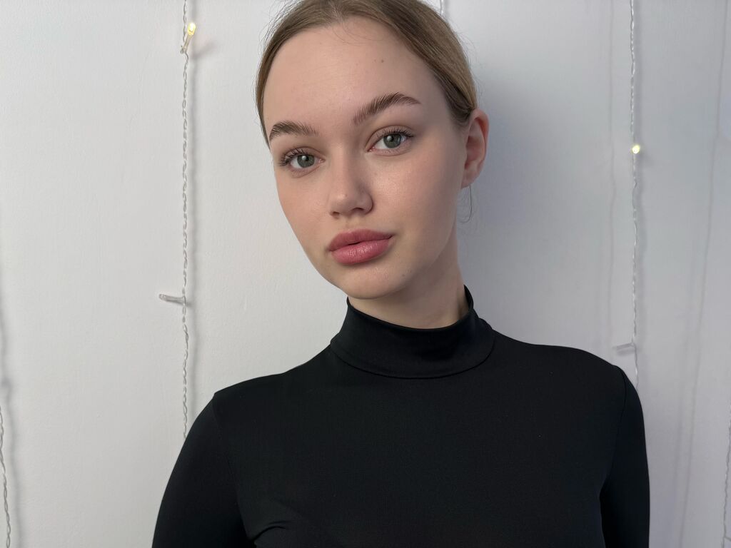 Angelinegill's profile - Image n°0