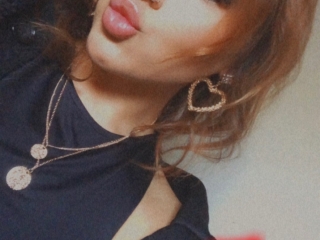 Sexo por webcam con Angelkae