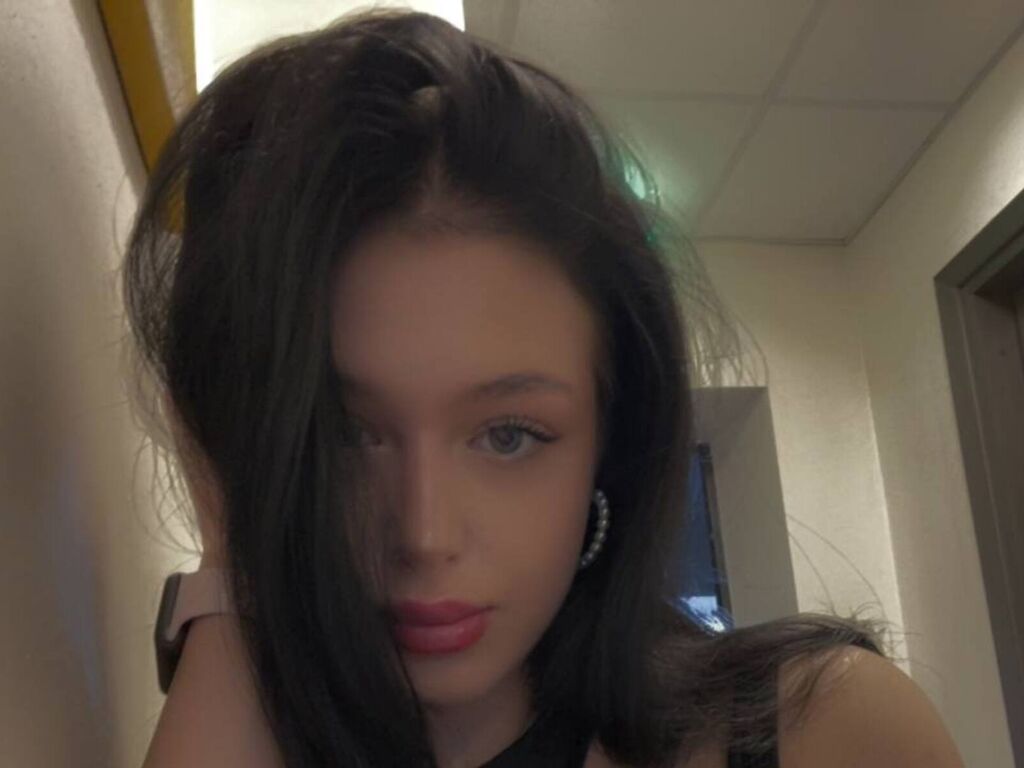 Angellemony's profile - Image n°0