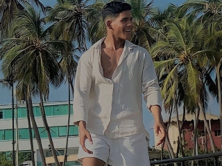 Webcam sex con Angeloblake