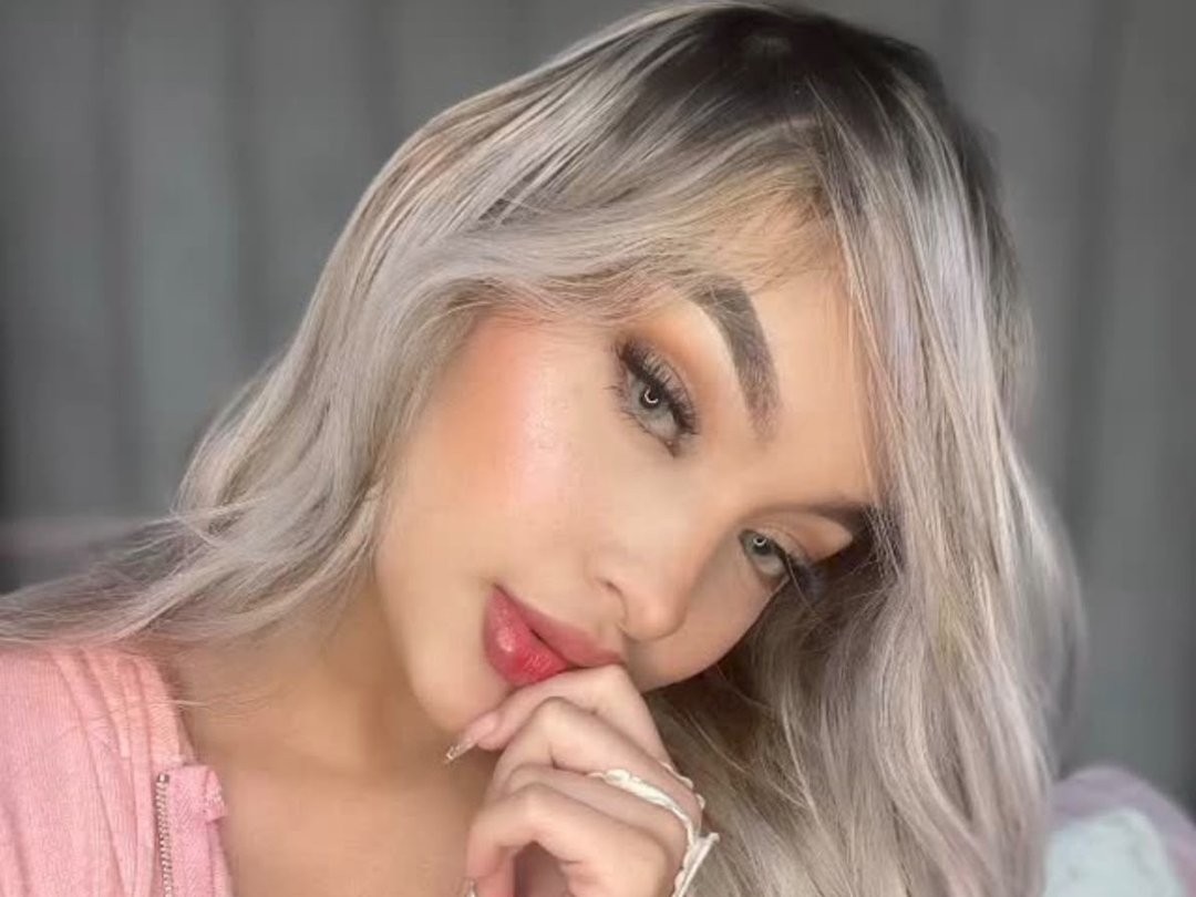 Profil de Angelrosalie - Photo n°0