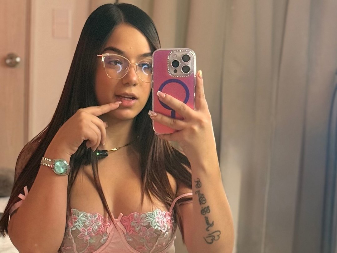 Angelthompson19's profile - Image n°1