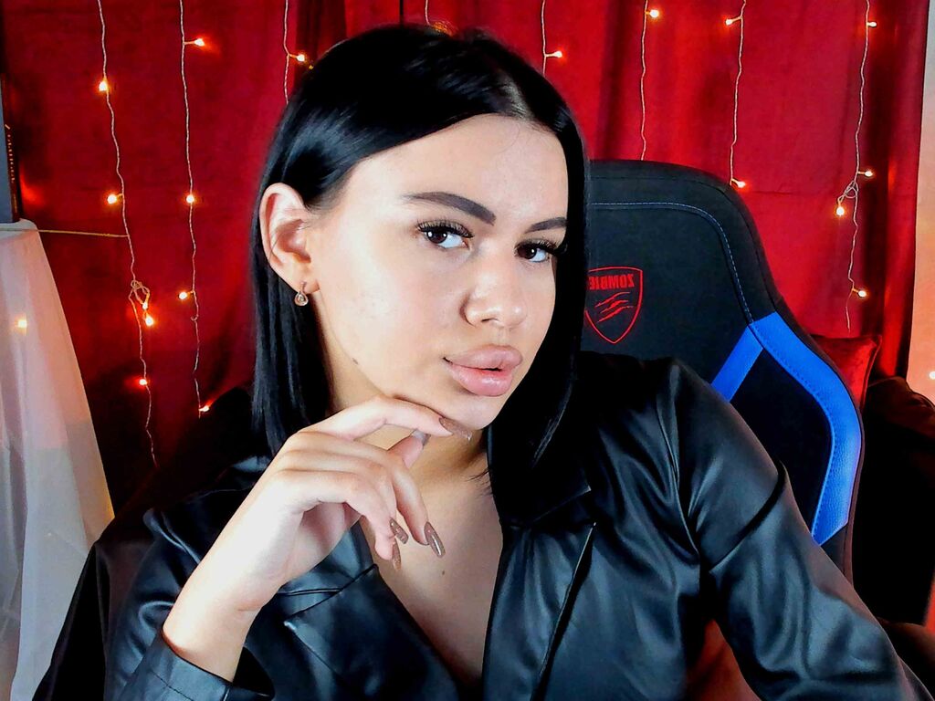Angiebugatti's profile - Image n°0