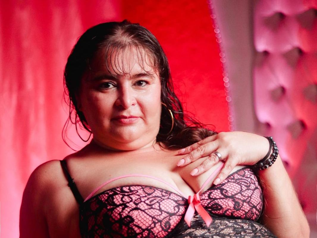 Profil de Angiemature - Photo n°0