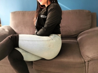 Angiemultisquirtt's Sexcam