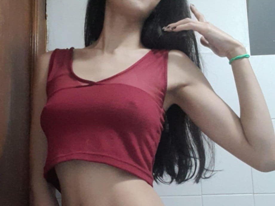 Ani_Simpson's profile - Image n°0