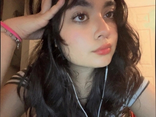 Webcam sex with Aniieandellie
