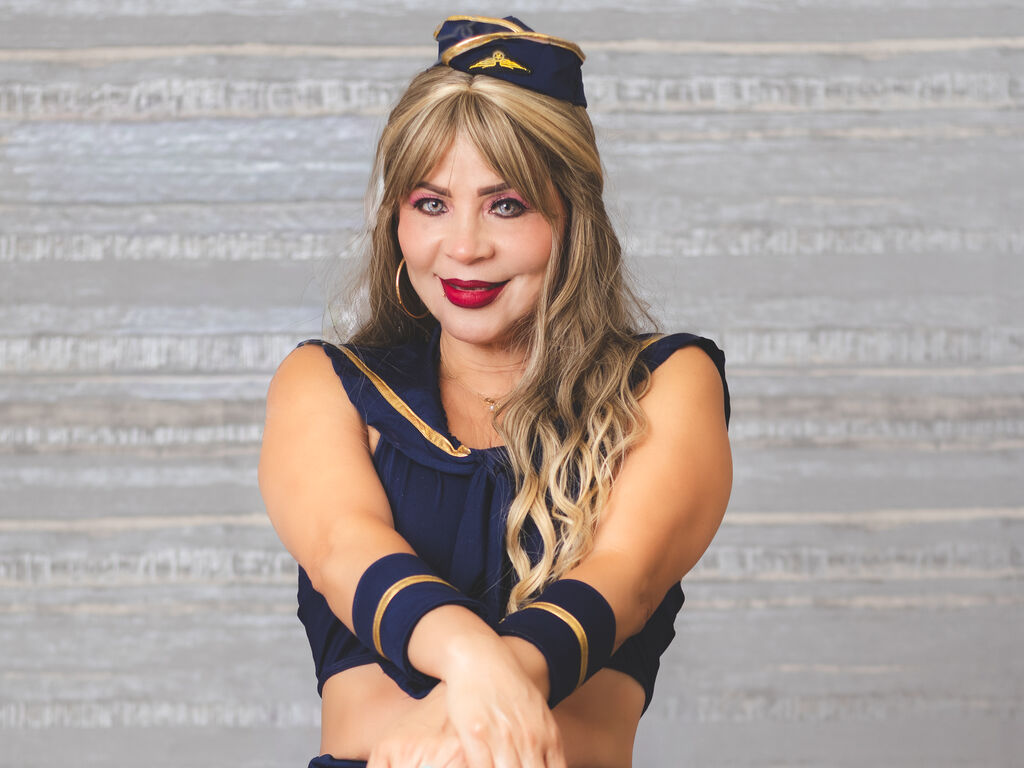 Perfil con Anjalizaraha - Imagen  n°1