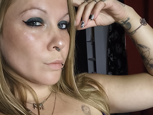 AnnaFalcone's profile - Image n°1