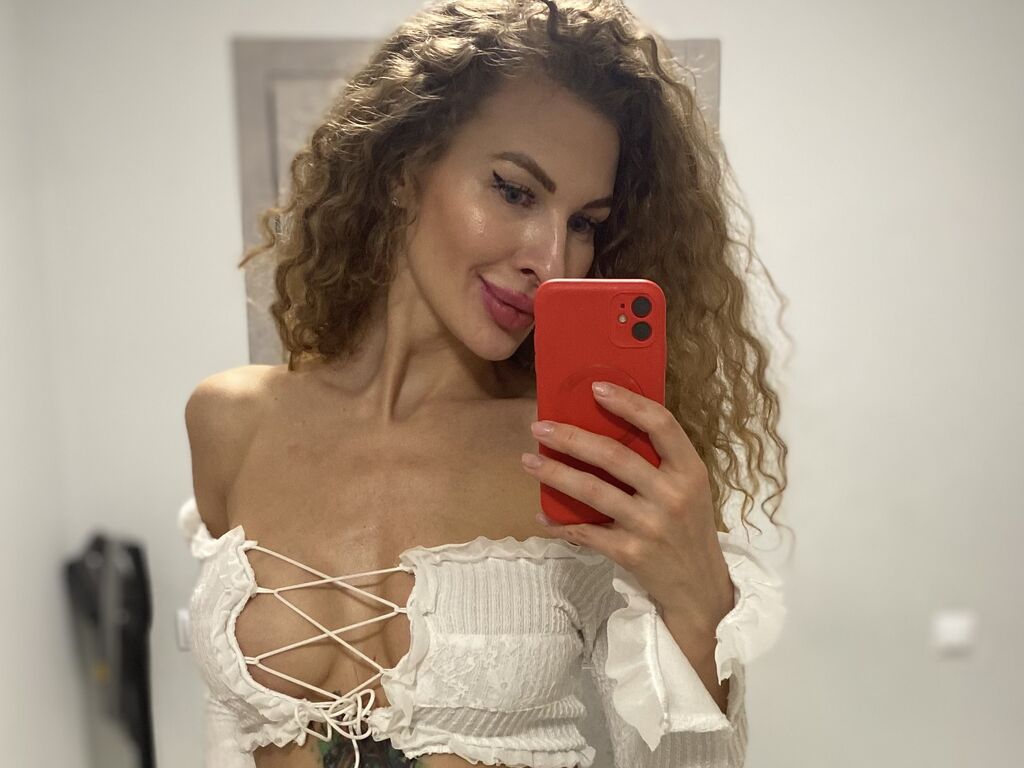 Annaherrera's profile - Image n°3