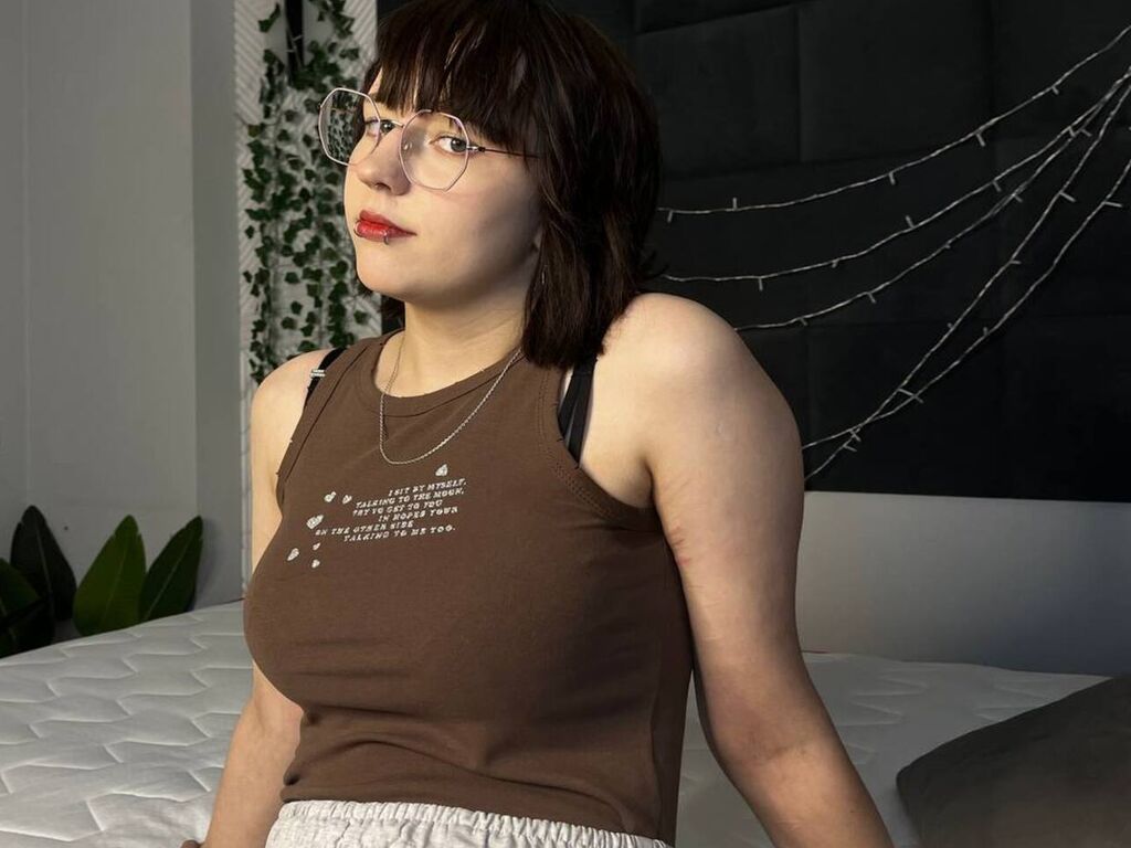 Annajonsons's profile - Image n°1