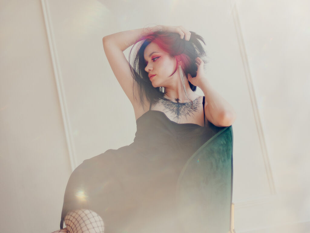 AnnaLeyah's profile - Image n°2