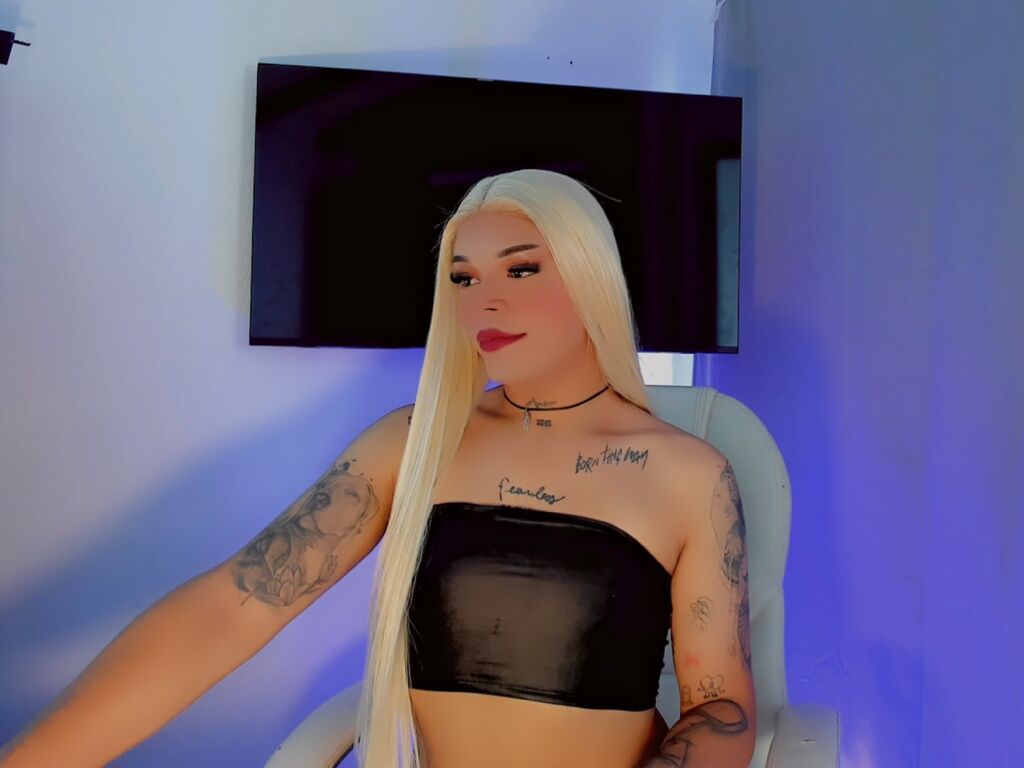 Annalimyers's profile - Image n°1