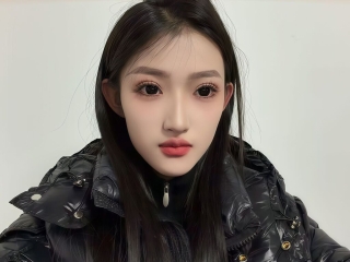 Webcam sex with Annalyssa