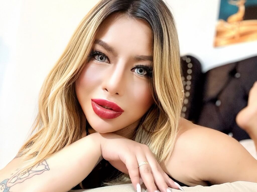 Annamedina's profile - Image n°1