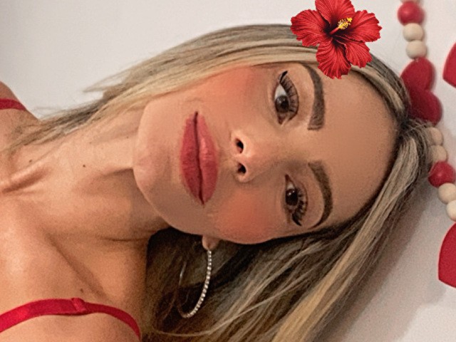 annasparks's profile - Image n°2