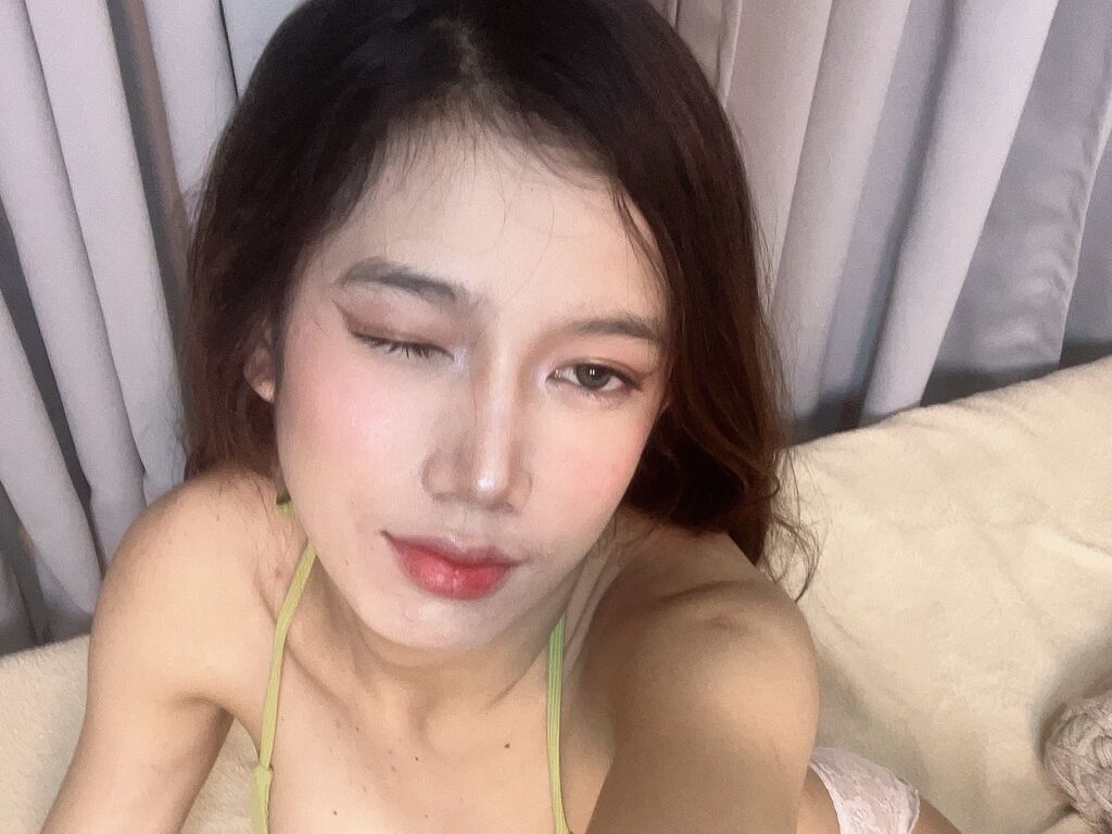 Annastaciagray's profile - Image n°0