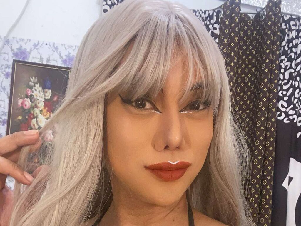 Annatokes's profile - Image n°0