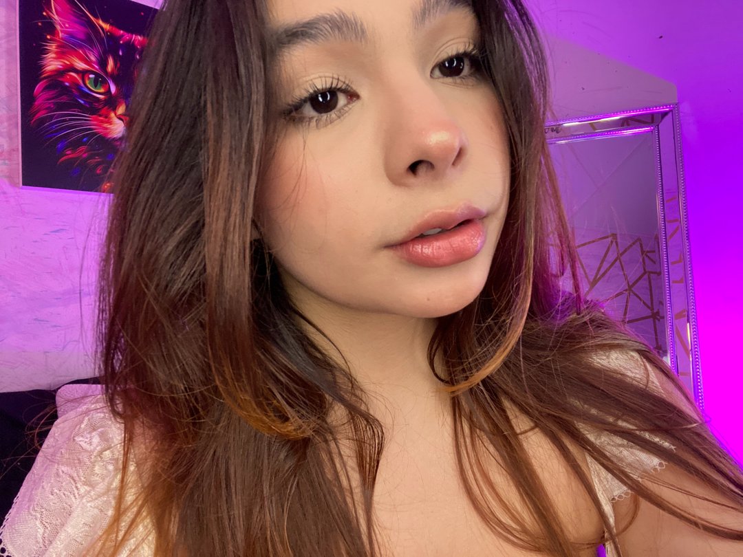 Annawhhitte's profile - Image n°1