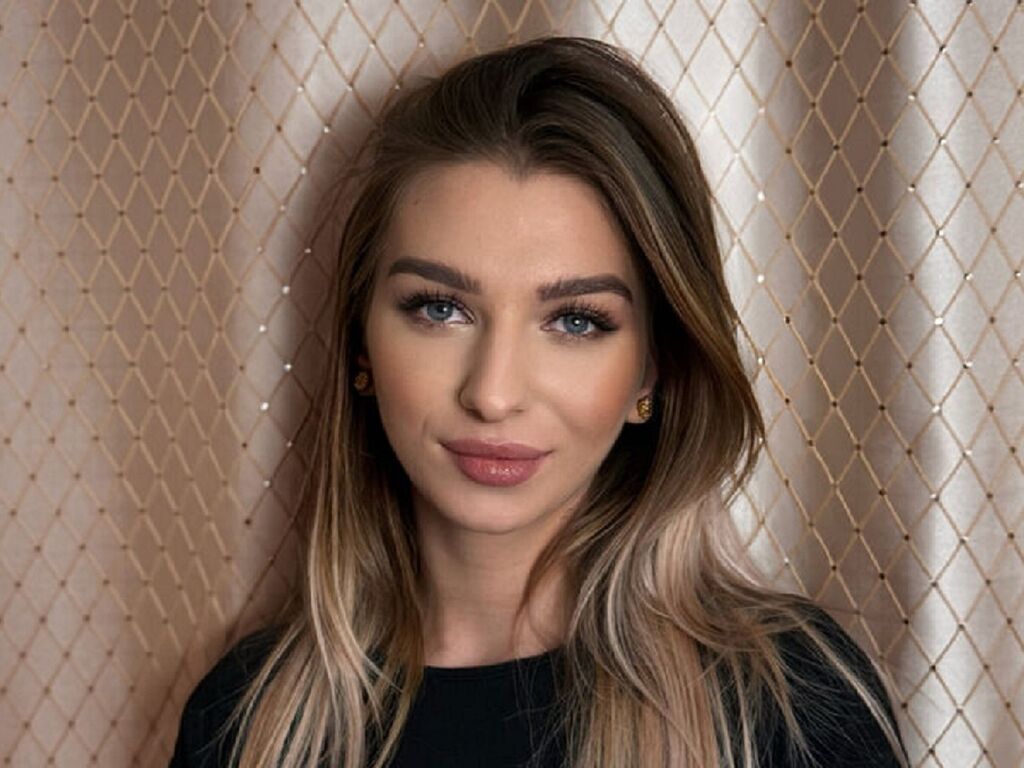 Annawilkinsen's profile - Image n°1