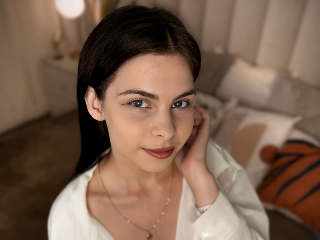 Annebekker's profile - Image n°0