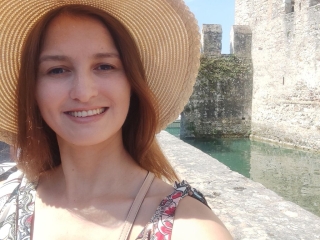 Webcam sex con Annemari