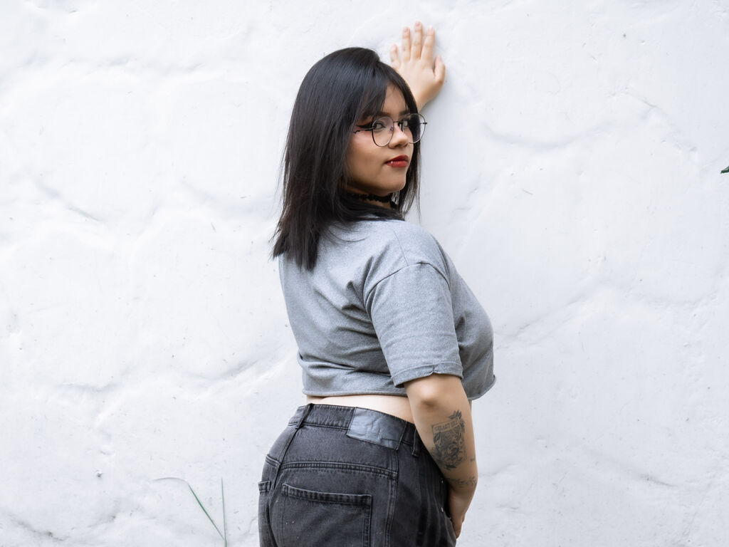 Annestonee' profilo - Immagine n°1