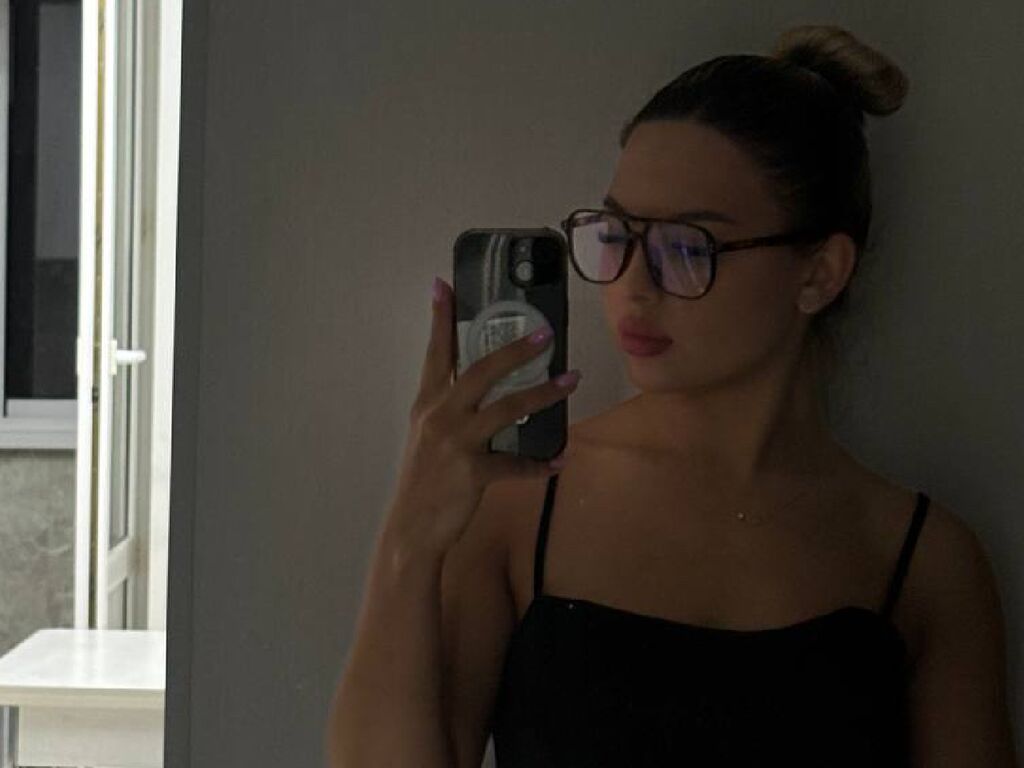 Annieklep's profile - Image n°0
