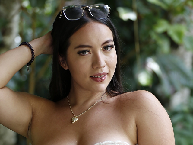 Annievelvet's profile - Image n°47