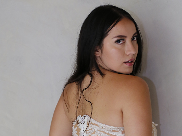 Annievelvet's profile - Image n°54